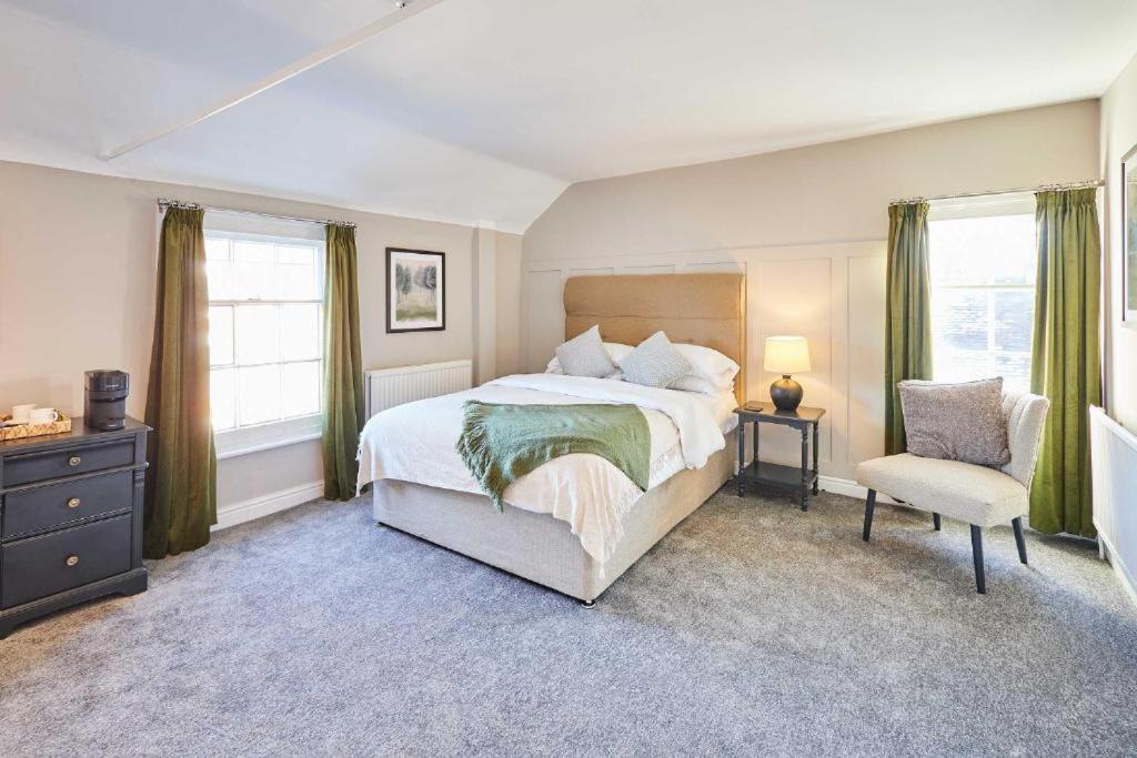 The Raven Hotel At Much Wenlock By Purestay Esterno foto